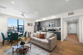 Modern 2bd w EV Near Airport & Beaches